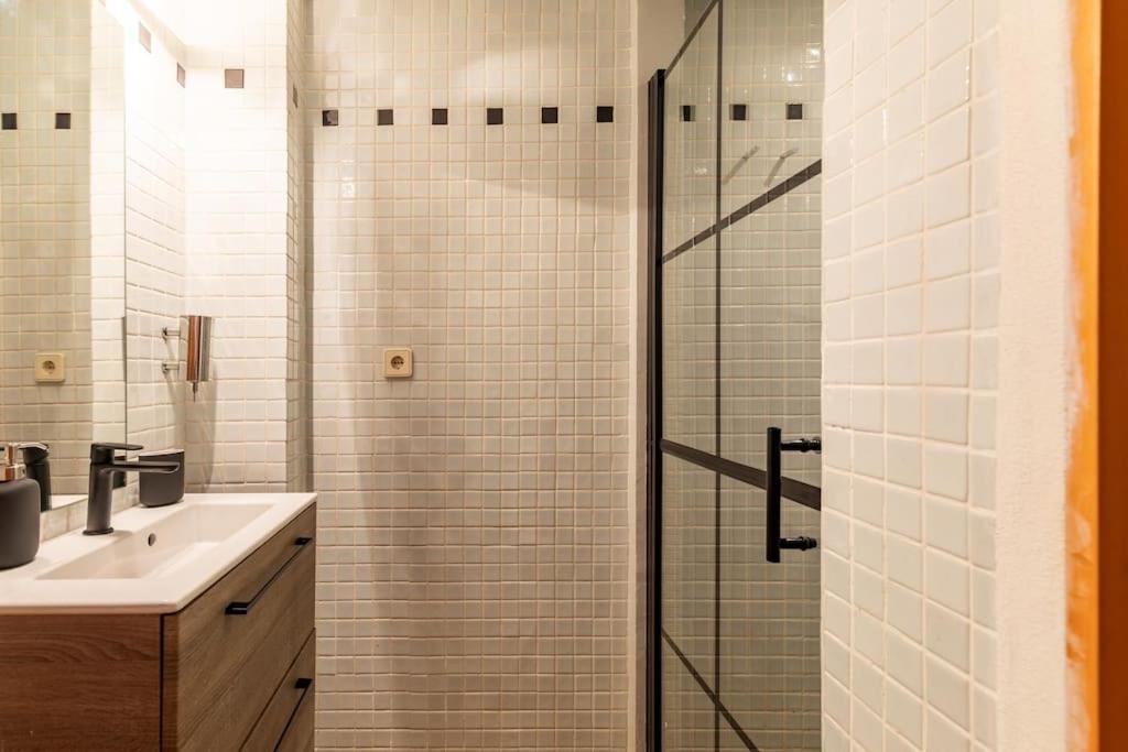 Cozy Loft Patio+Pool +Wifi Apartment Valencia Bagian luar foto